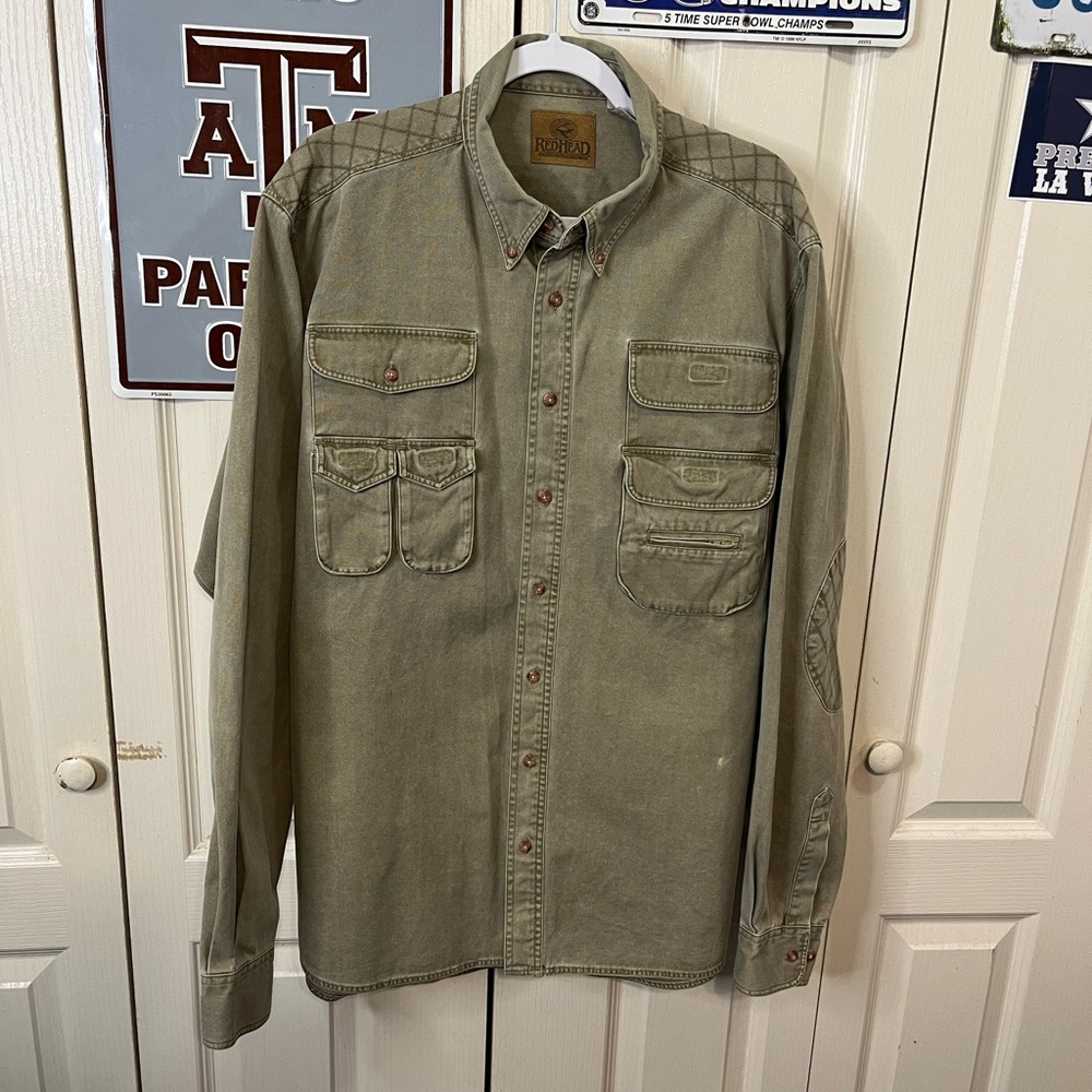 Red Head Men’s Utility Bottom Down Shirt